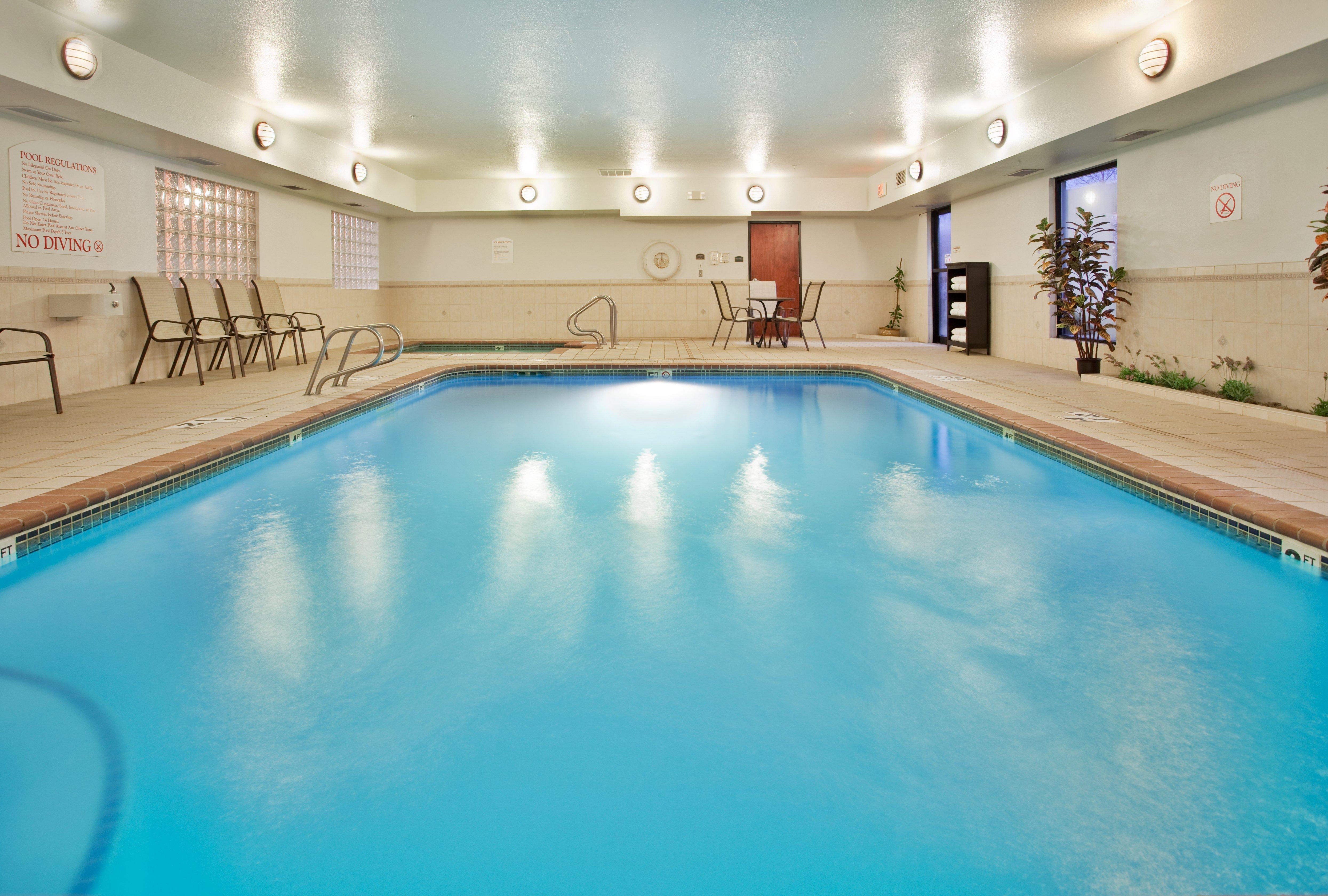 Spark By Hilton Lansing Zewnętrze zdjęcie