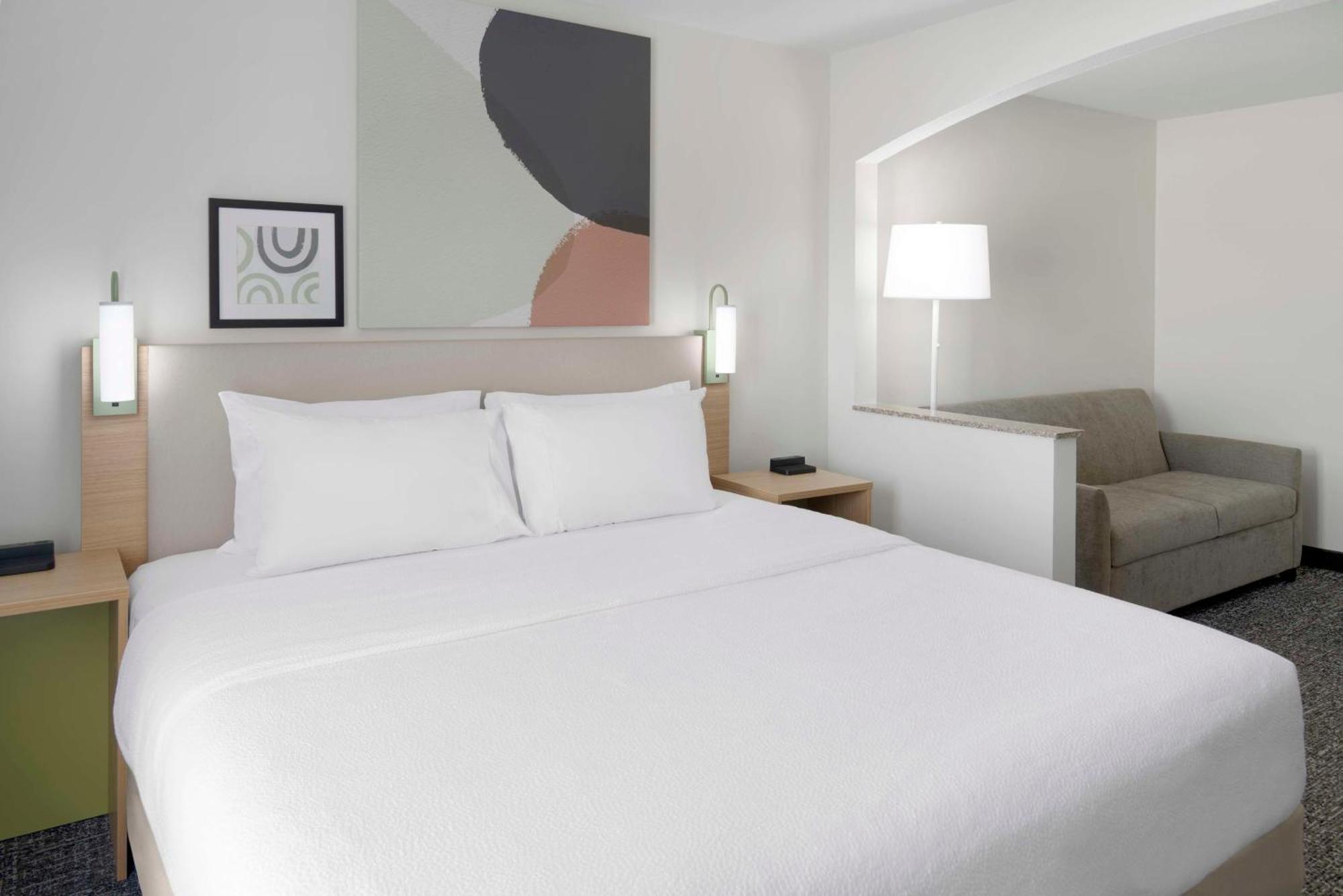 Spark By Hilton Lansing Zewnętrze zdjęcie