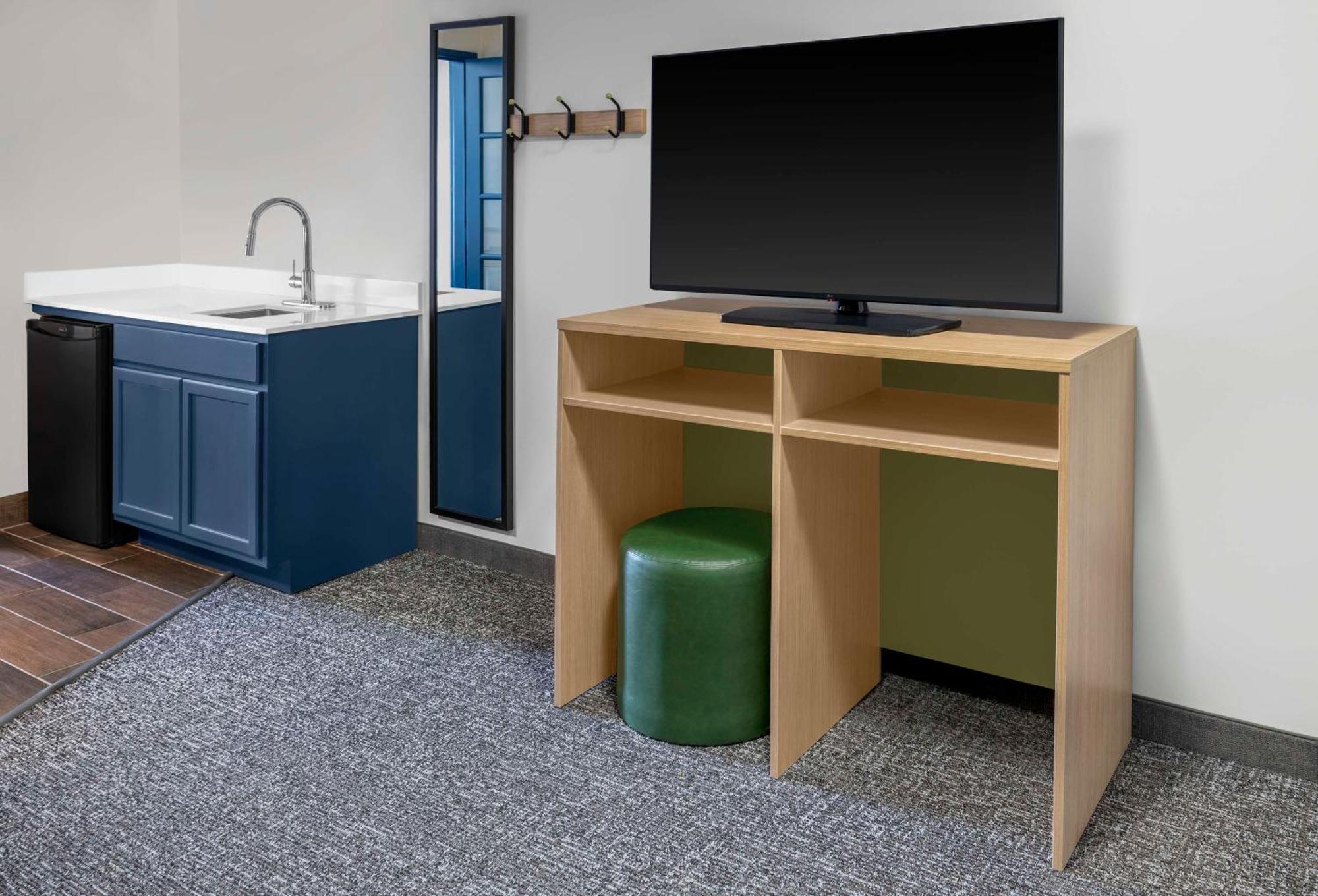 Spark By Hilton Lansing Zewnętrze zdjęcie
