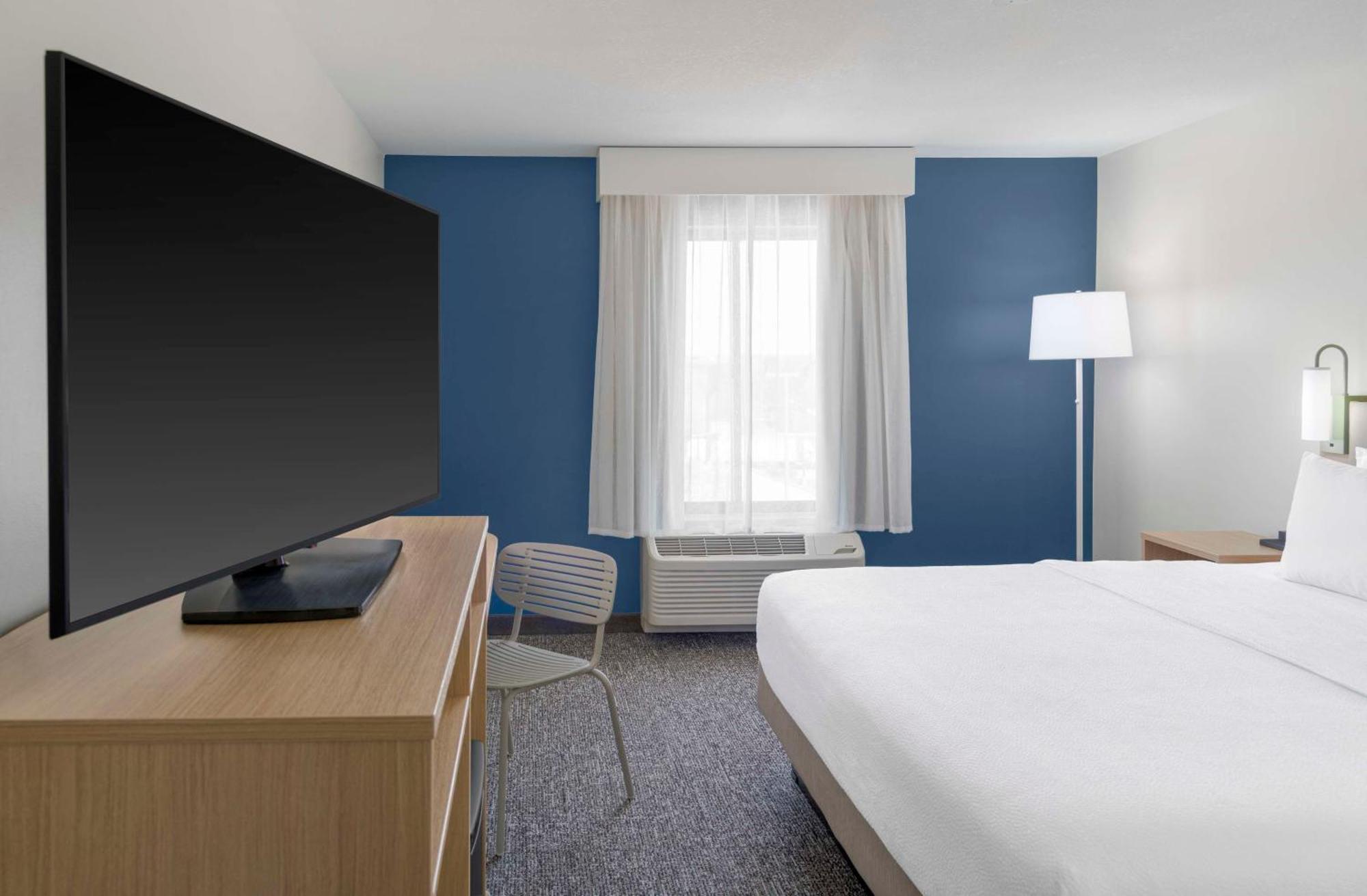 Spark By Hilton Lansing Zewnętrze zdjęcie