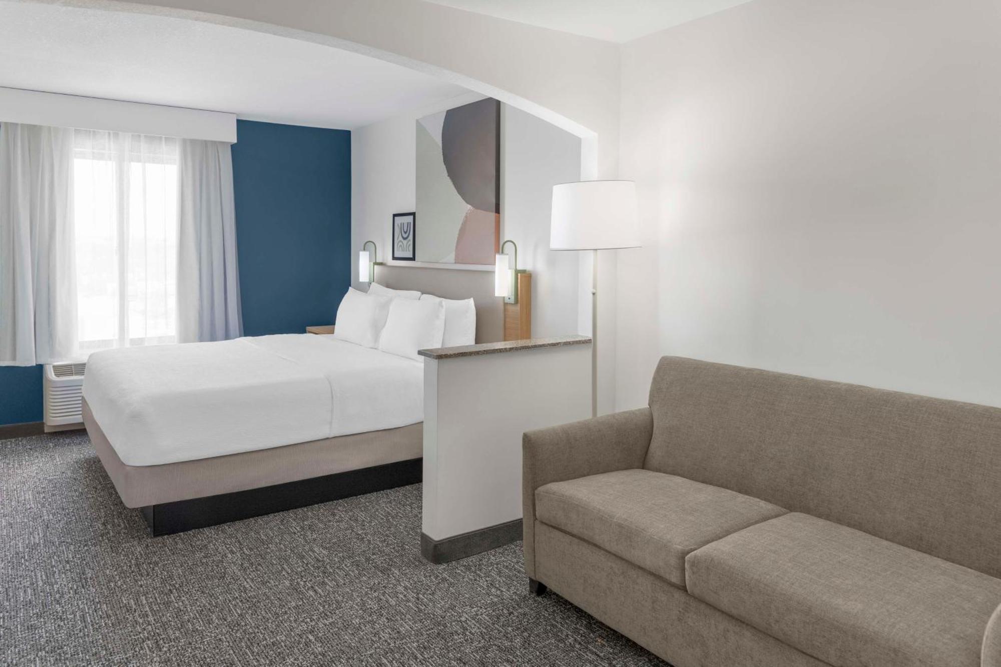 Spark By Hilton Lansing Zewnętrze zdjęcie